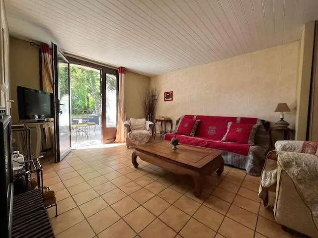 La Petite Chapelle Villa Velleron 0*,