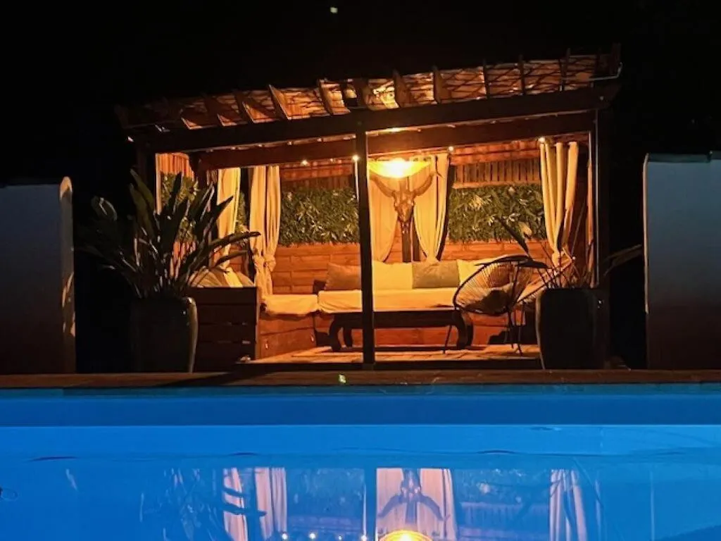 La Petite Chapelle Villa Velleron Holiday home