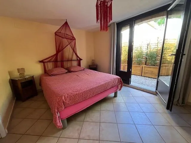 Holiday home La Petite Chapelle Villa Velleron